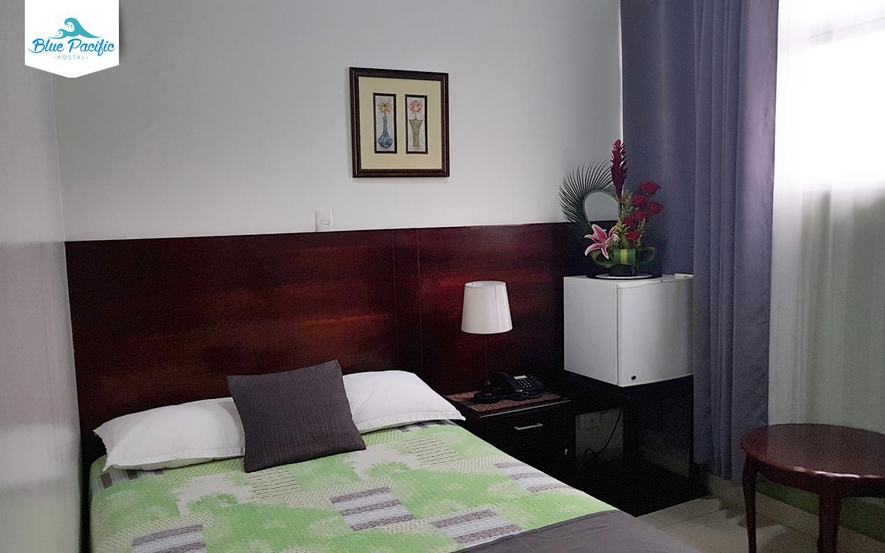 Hostal Blue Pacific Manta Luaran gambar